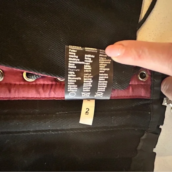 Burgundy and Black Corset - Picture 3 of 5